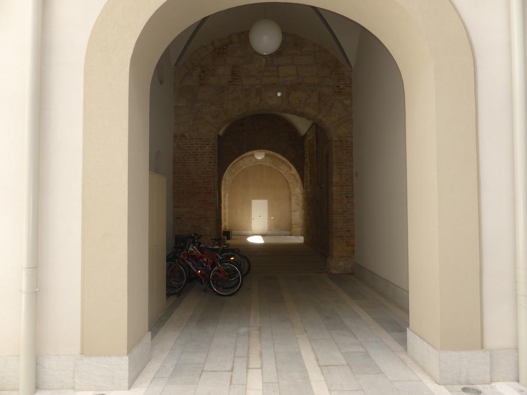 Appartamento In Palazzo Lampedusa Palermo Exterior foto